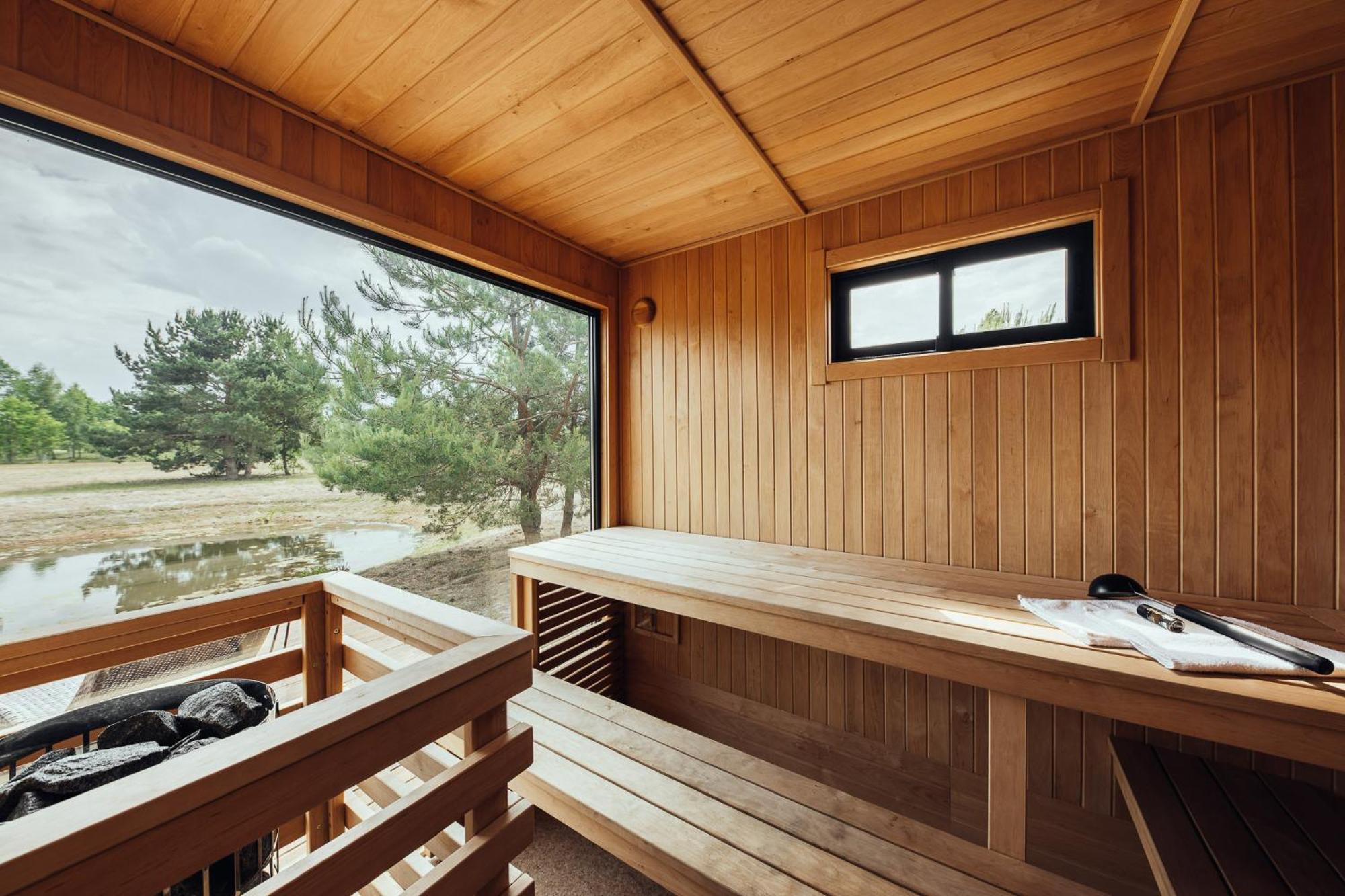 Atputas Komplekss Pazust Priedes - Sunset House Bernāti Exterior foto